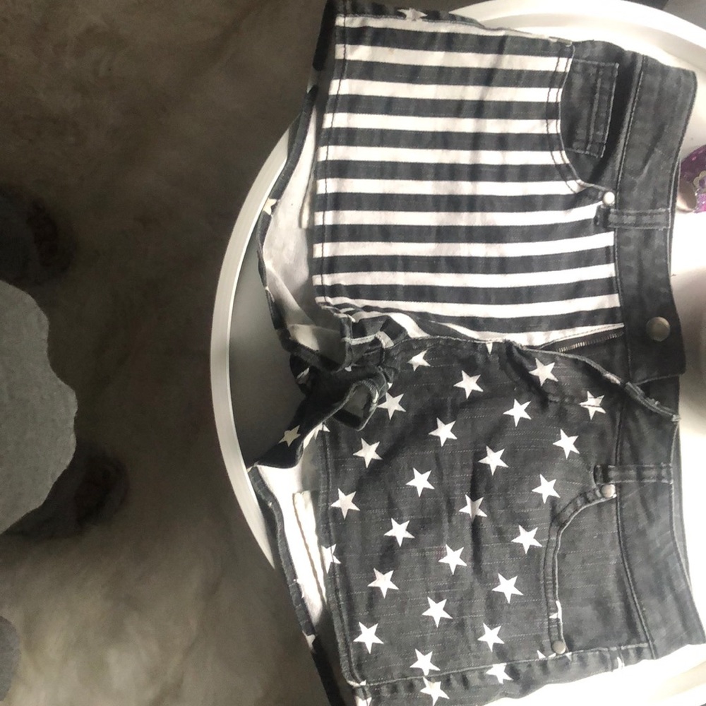 Star and striped shorts
